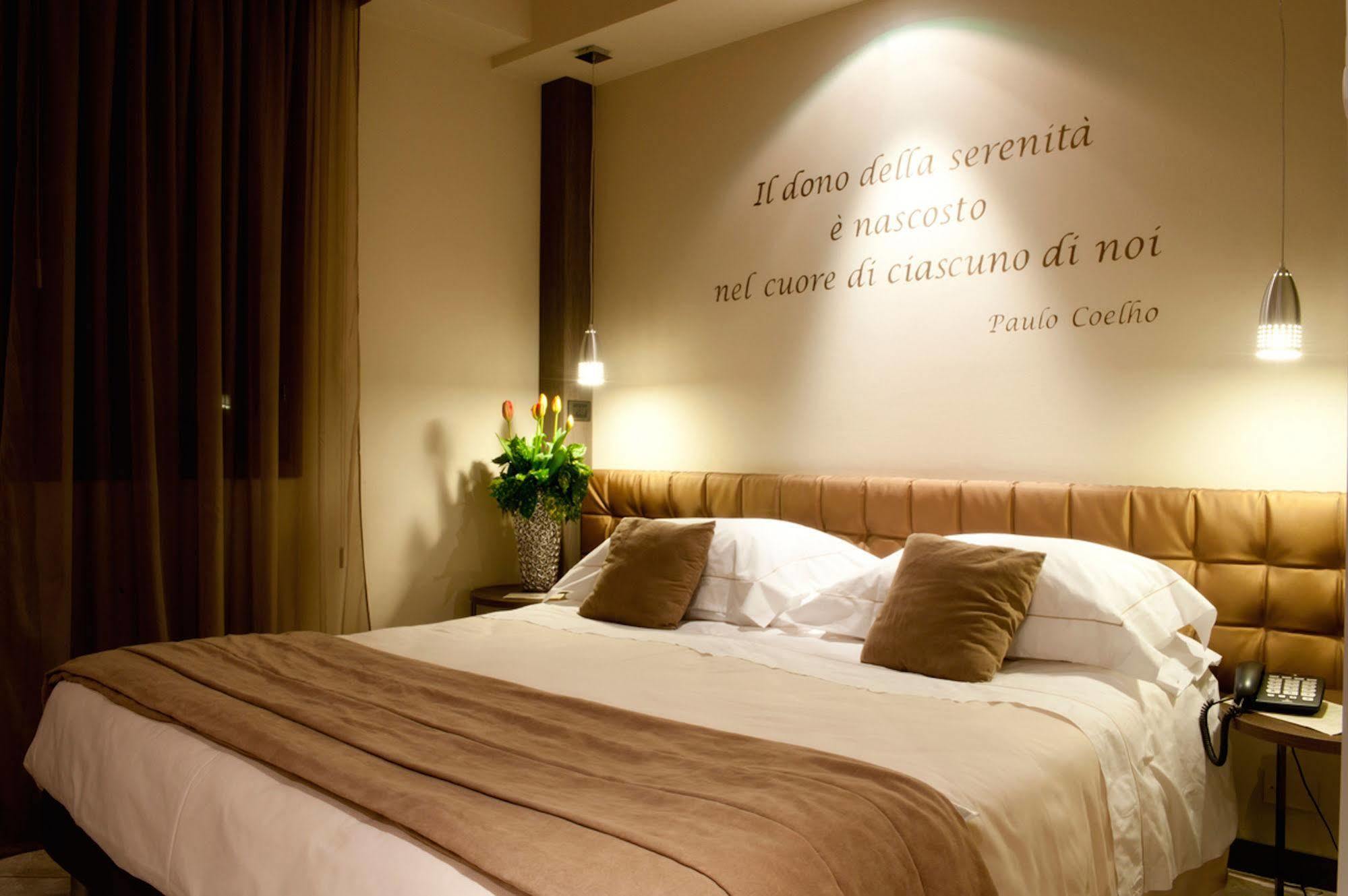 Hotel Due Pini Formigine Eksteriør billede